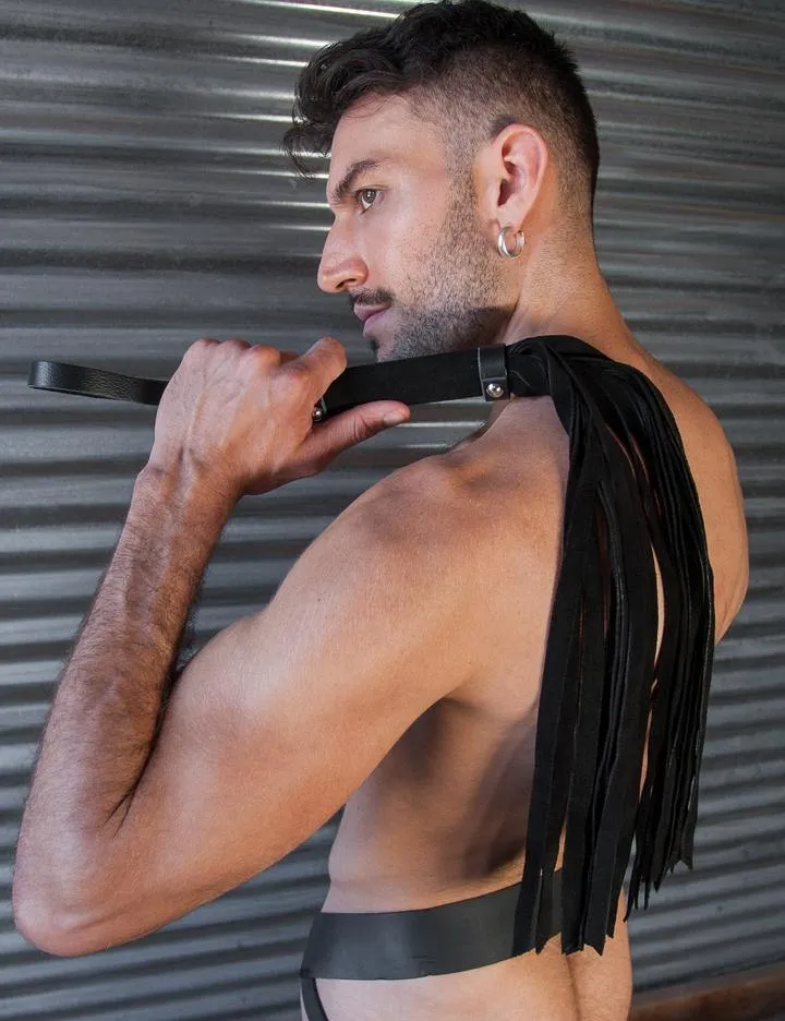 24" Basic Suede Flogger