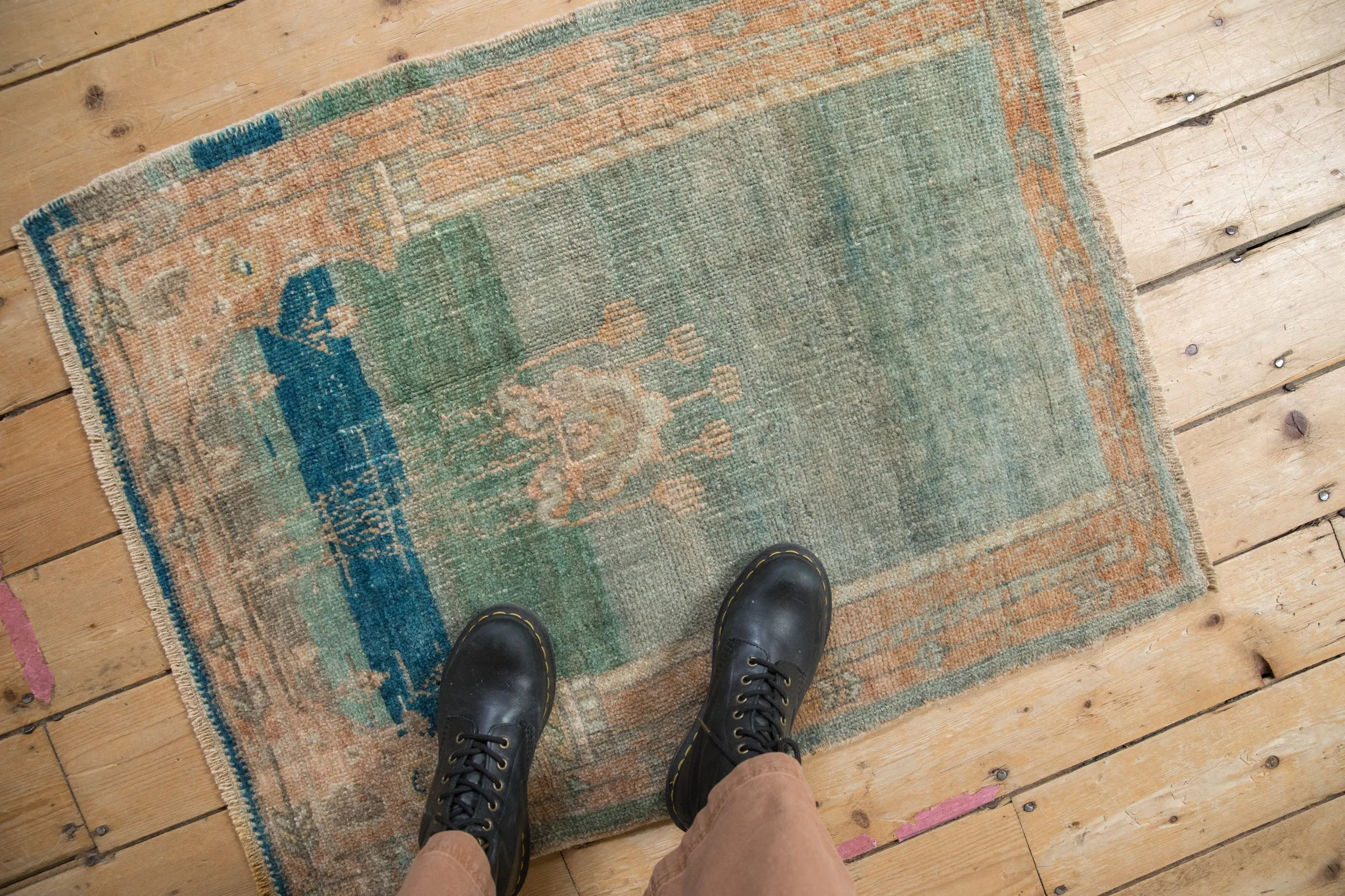 2.5x3.5 Vintage Oushak Rug