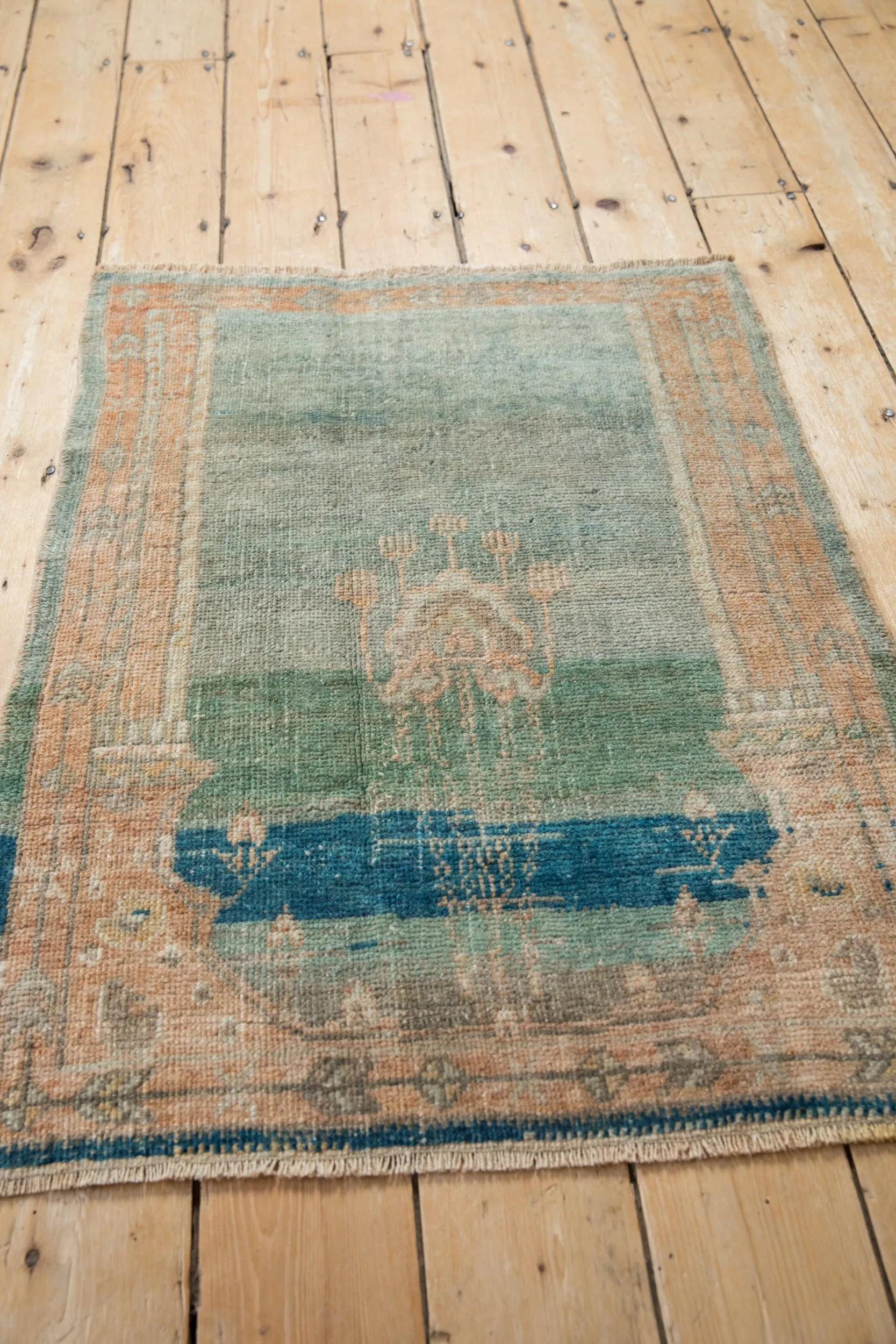2.5x3.5 Vintage Oushak Rug