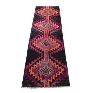 56899 Handwoven Vintage Rug 2'10x9'9