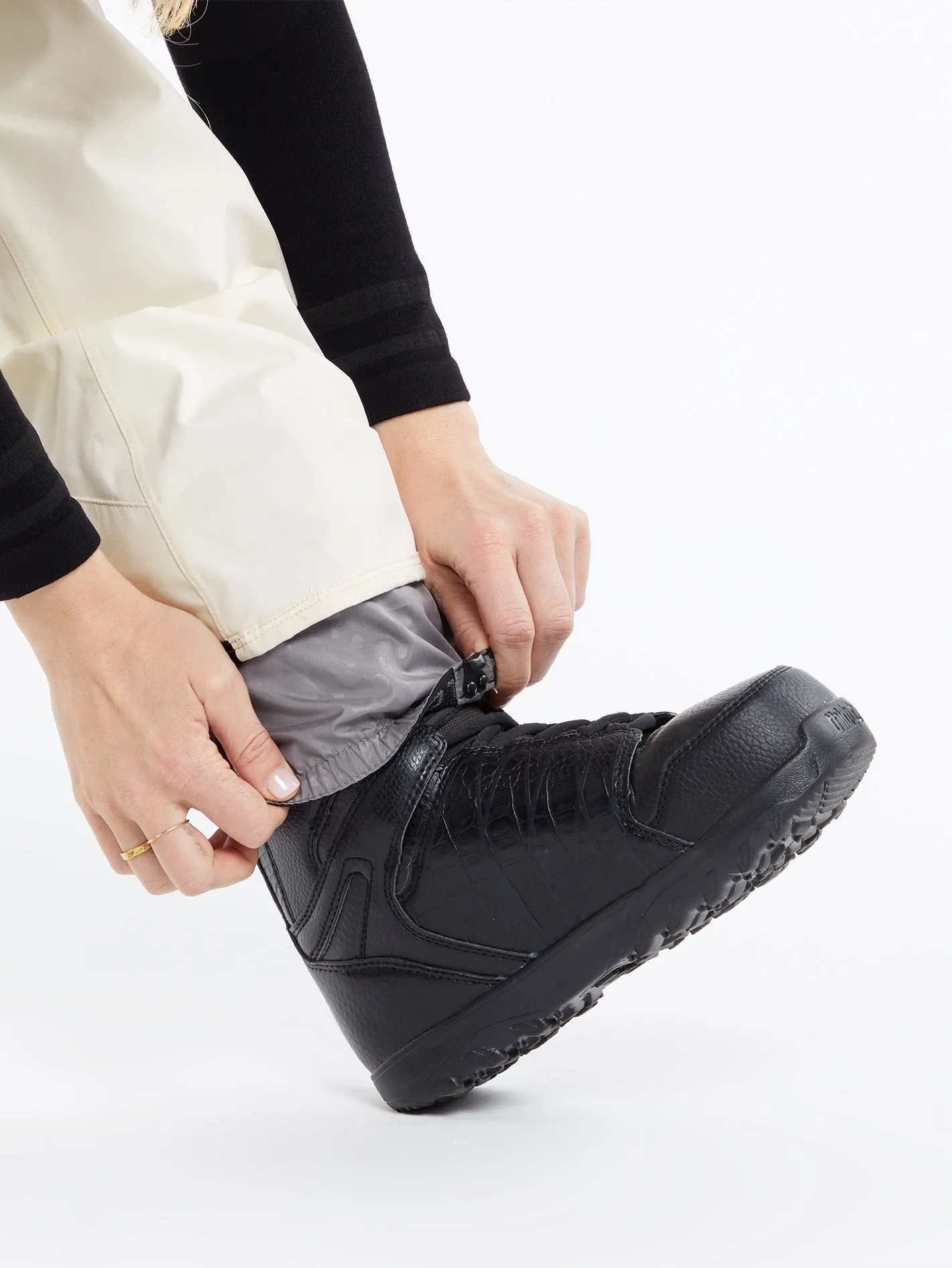 Aston Gore-Tex Hose - MOONBEAM