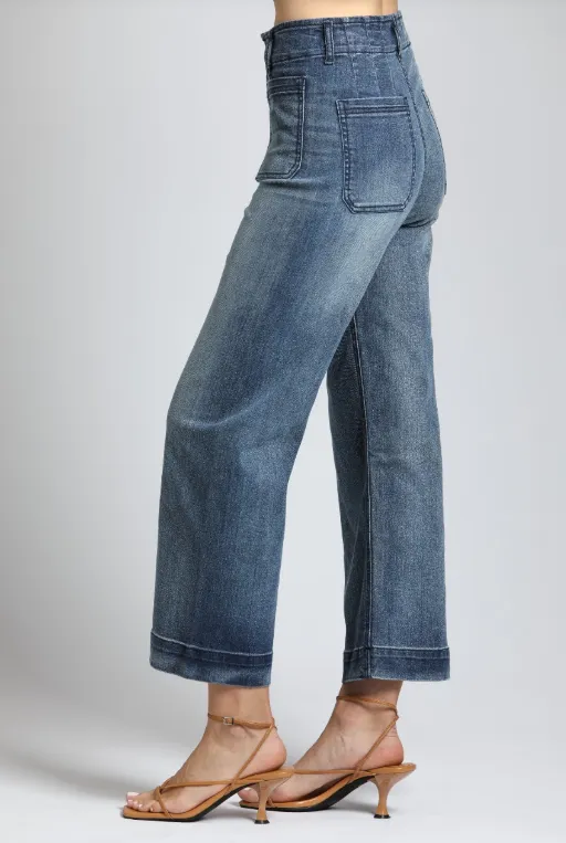 B168 - Cropped Wide Leg Pant w/ Patch Pockets