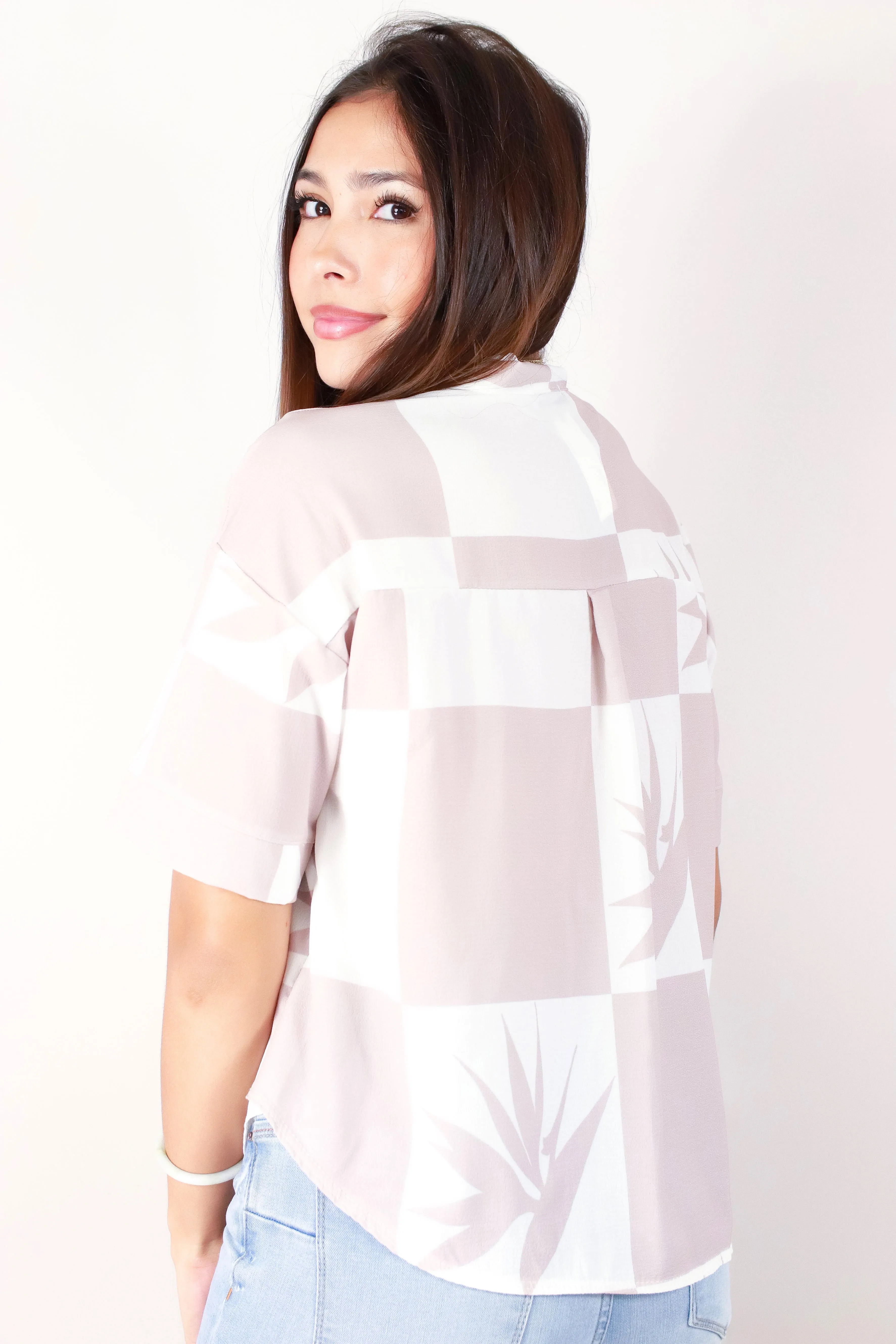 BIRD OF PARADISE BUTTON DOWN TOP