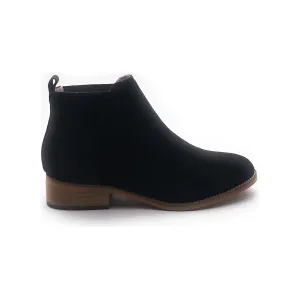 Cassie Suede Black