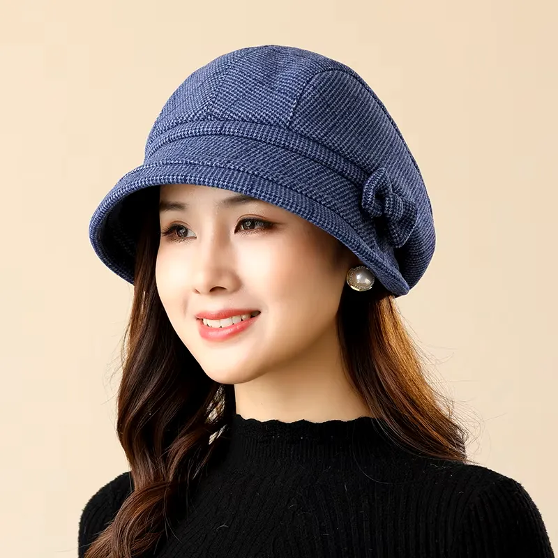 Chic Textured Beret with Bow Detail