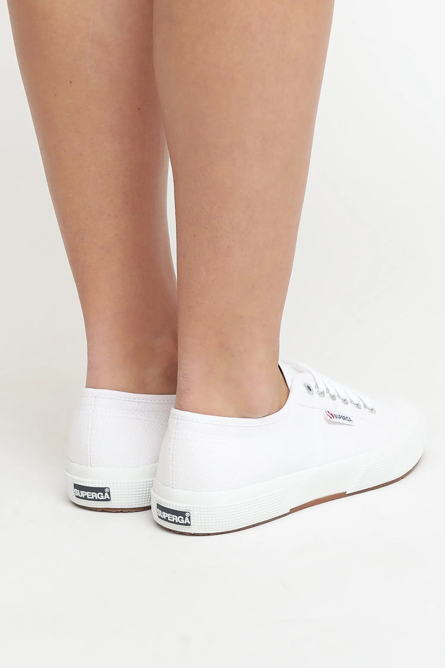 Cotu Classic - White