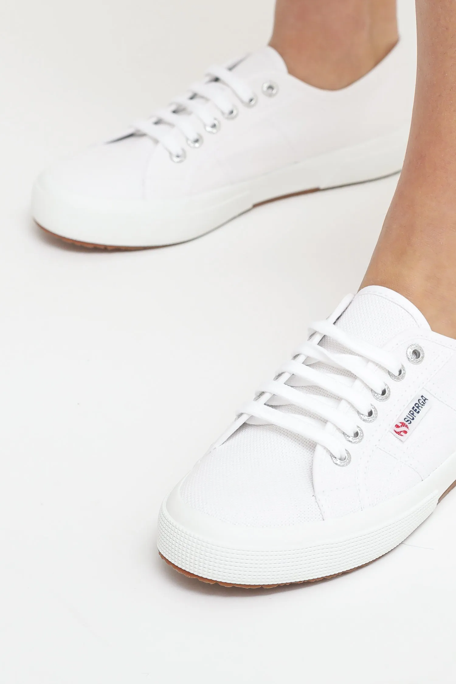 Cotu Classic - White