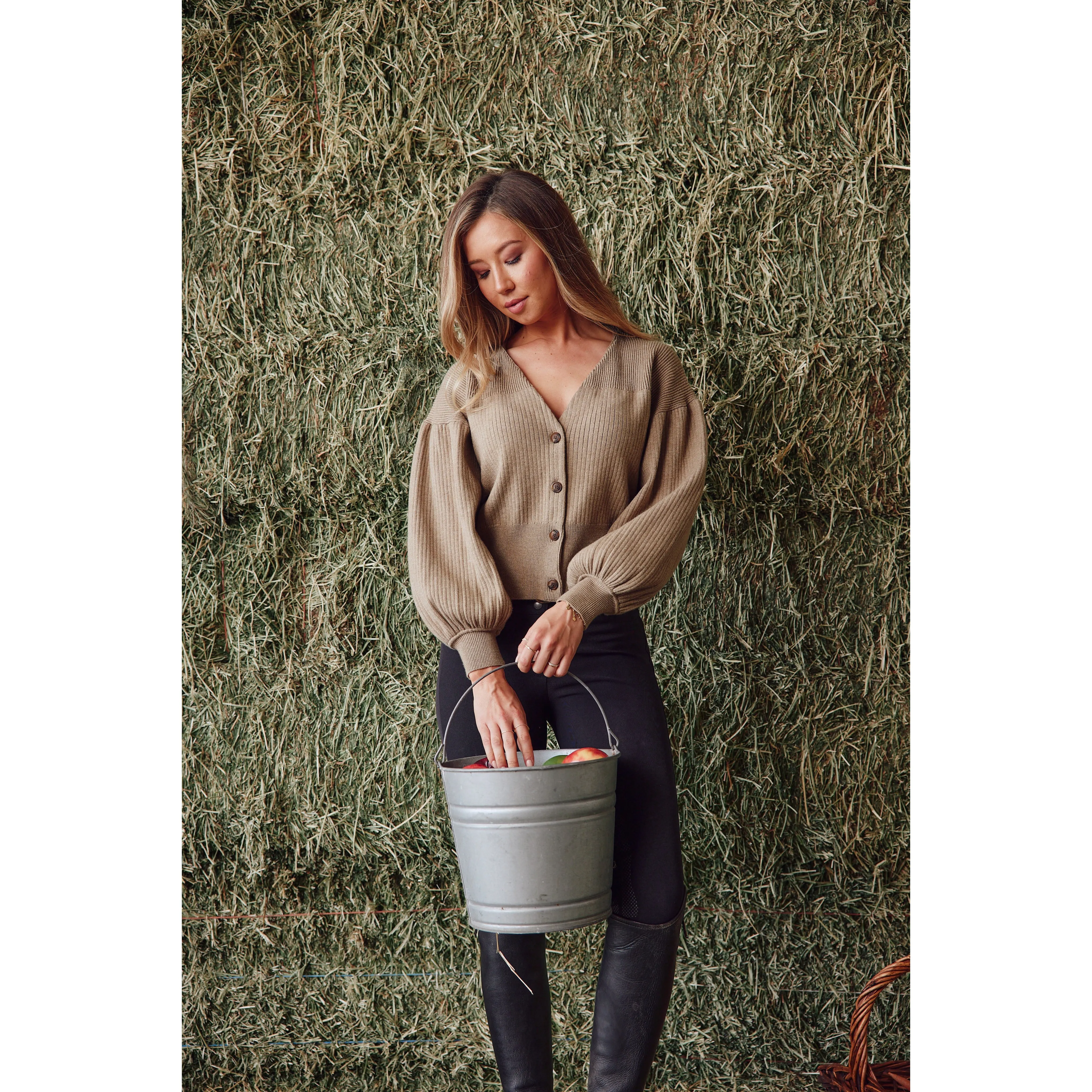 Grace | The Cardigan Sweater | Buckskin