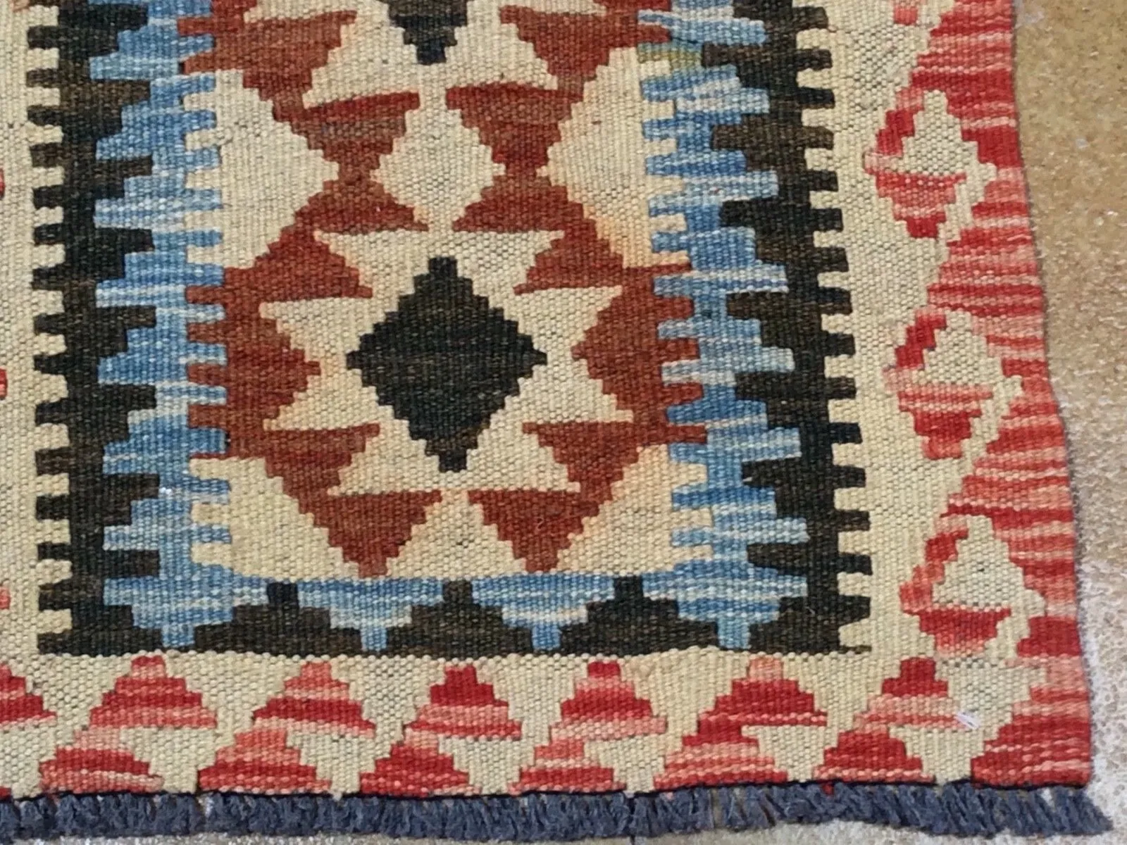 Hand-Woven Flatweave Authentic Handmade Miamana Kilim Tribal Wool Rug (Size 1.7 X 2.0) Brrsf-1746