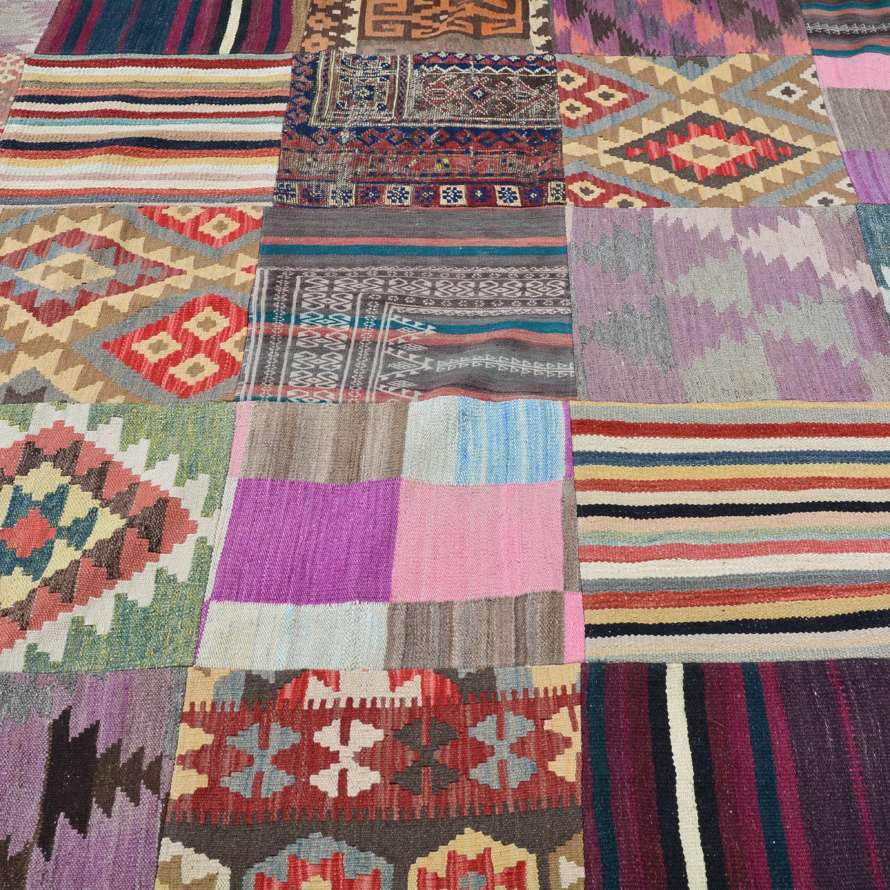 Hand-Woven Kilims Patchwork Handmade Unique Wool Rug (Size 6.8 X 8.0) Brral-4122