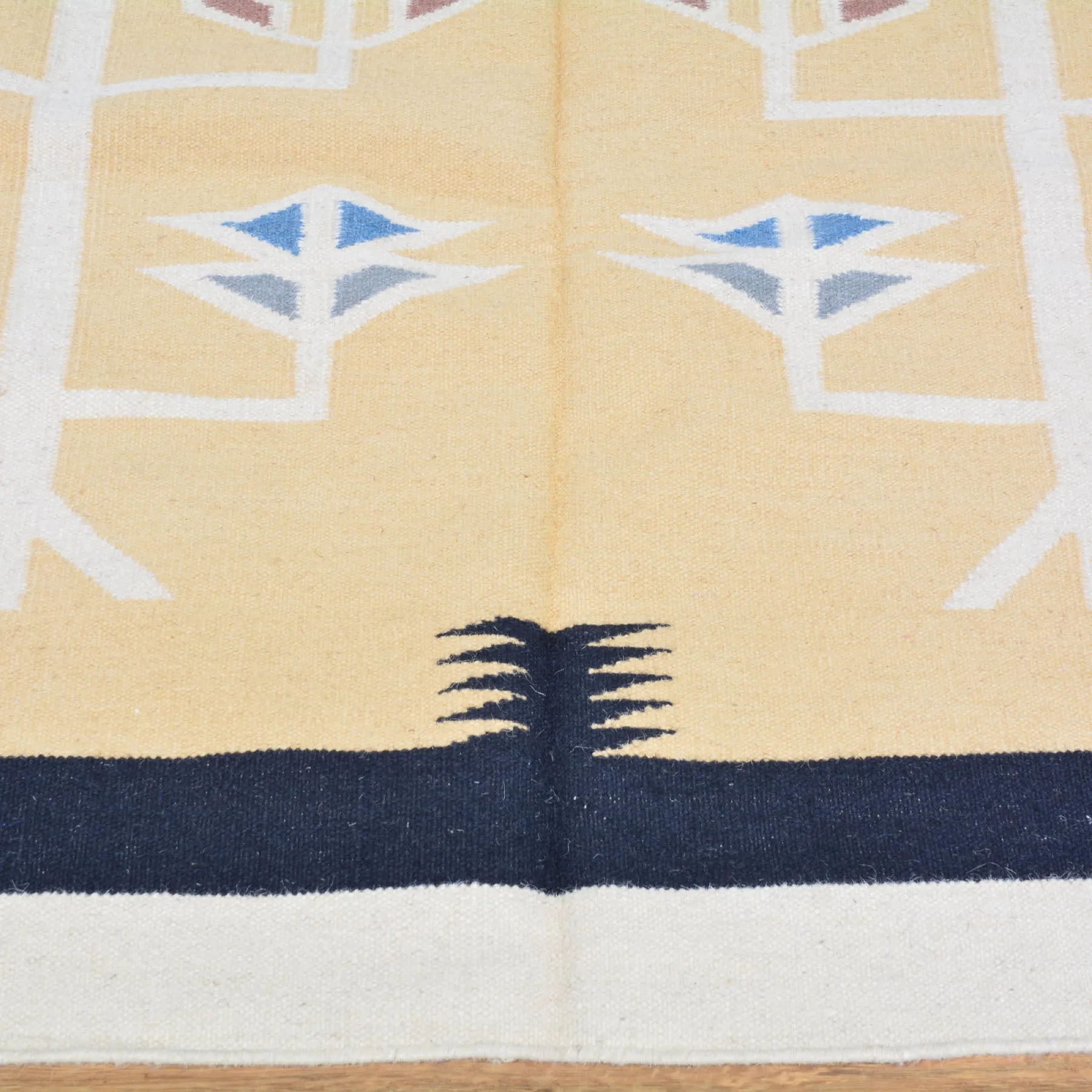 Hand-Woven Southwestern Design Kilim Wool Reversible Rug (Size 6.0 X 8.11) Brral-4077