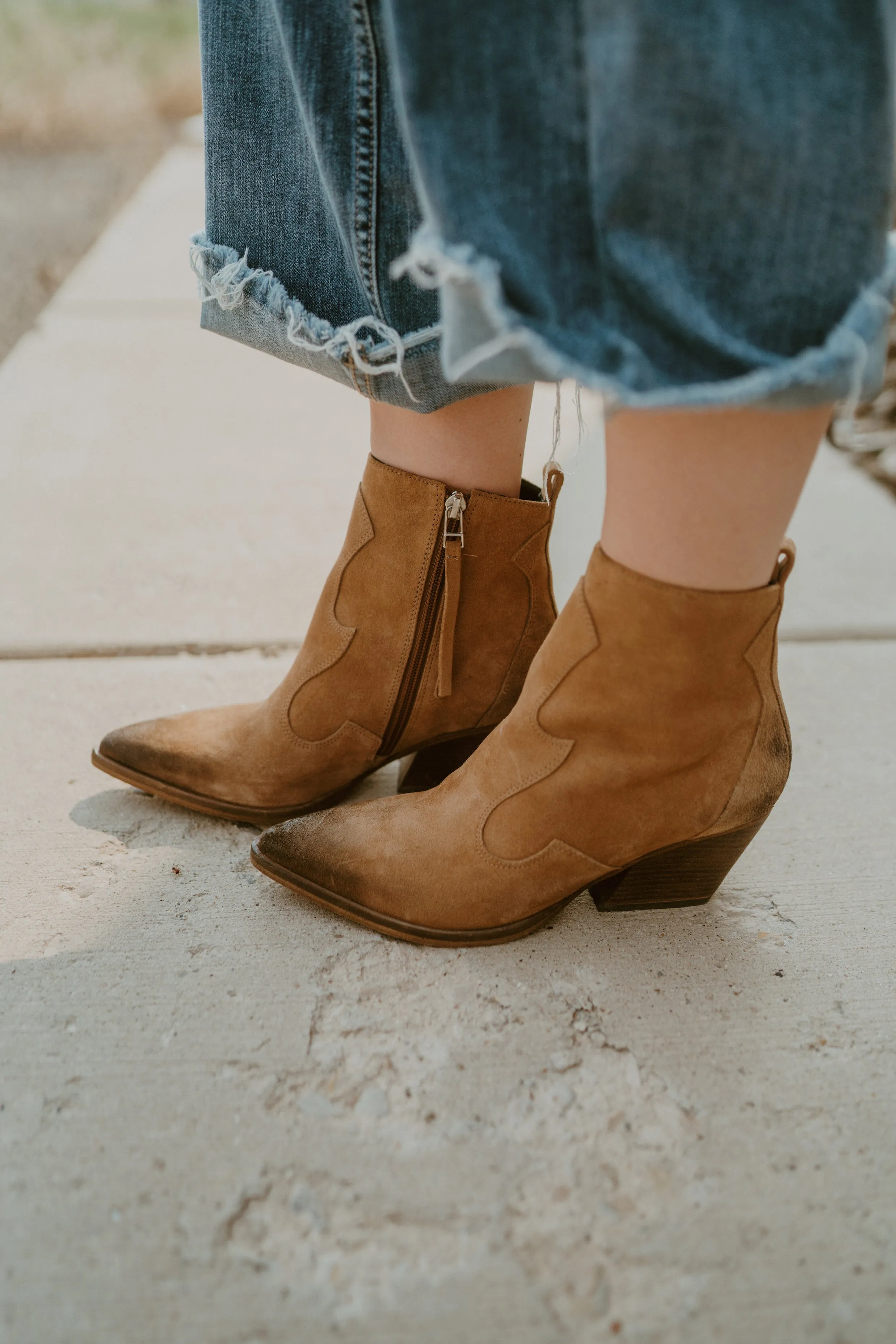 Lasso Boots