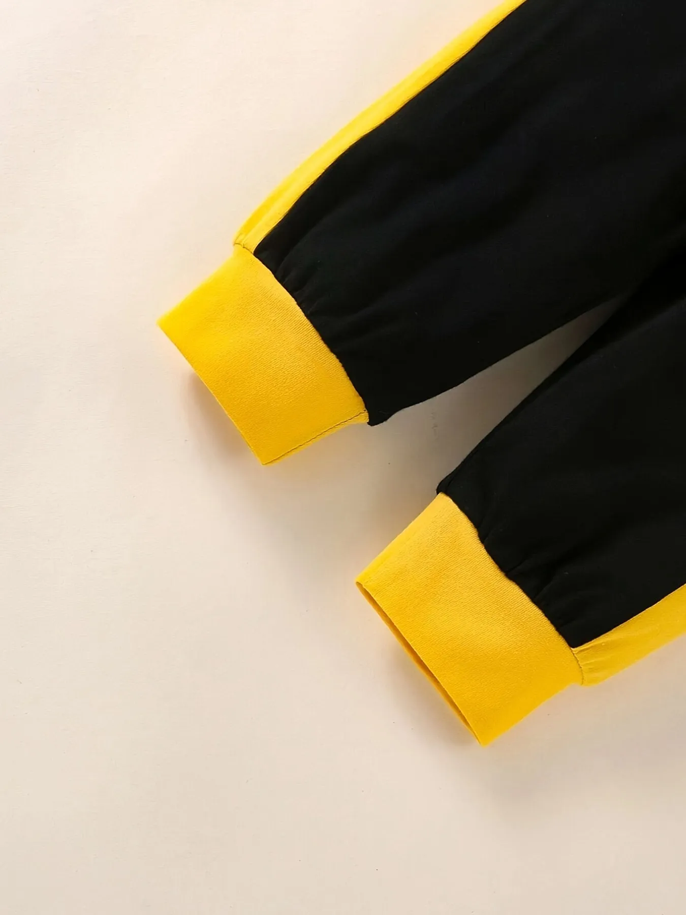 LIL KING" Pullover Sweatshirt and Pants Set for Baby Boys