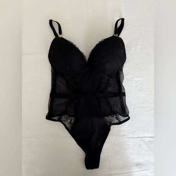 Love by Victoria’s Secret Lightly Lined Lace Trim Black Sheer Teddy Bodysuit XS