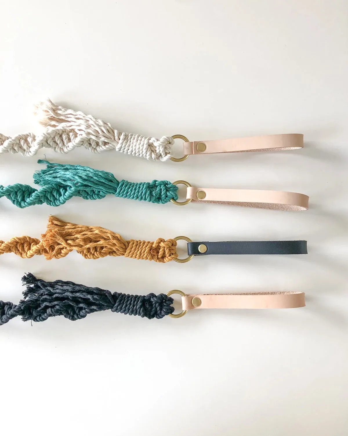 Macrame Dog Leash 4'