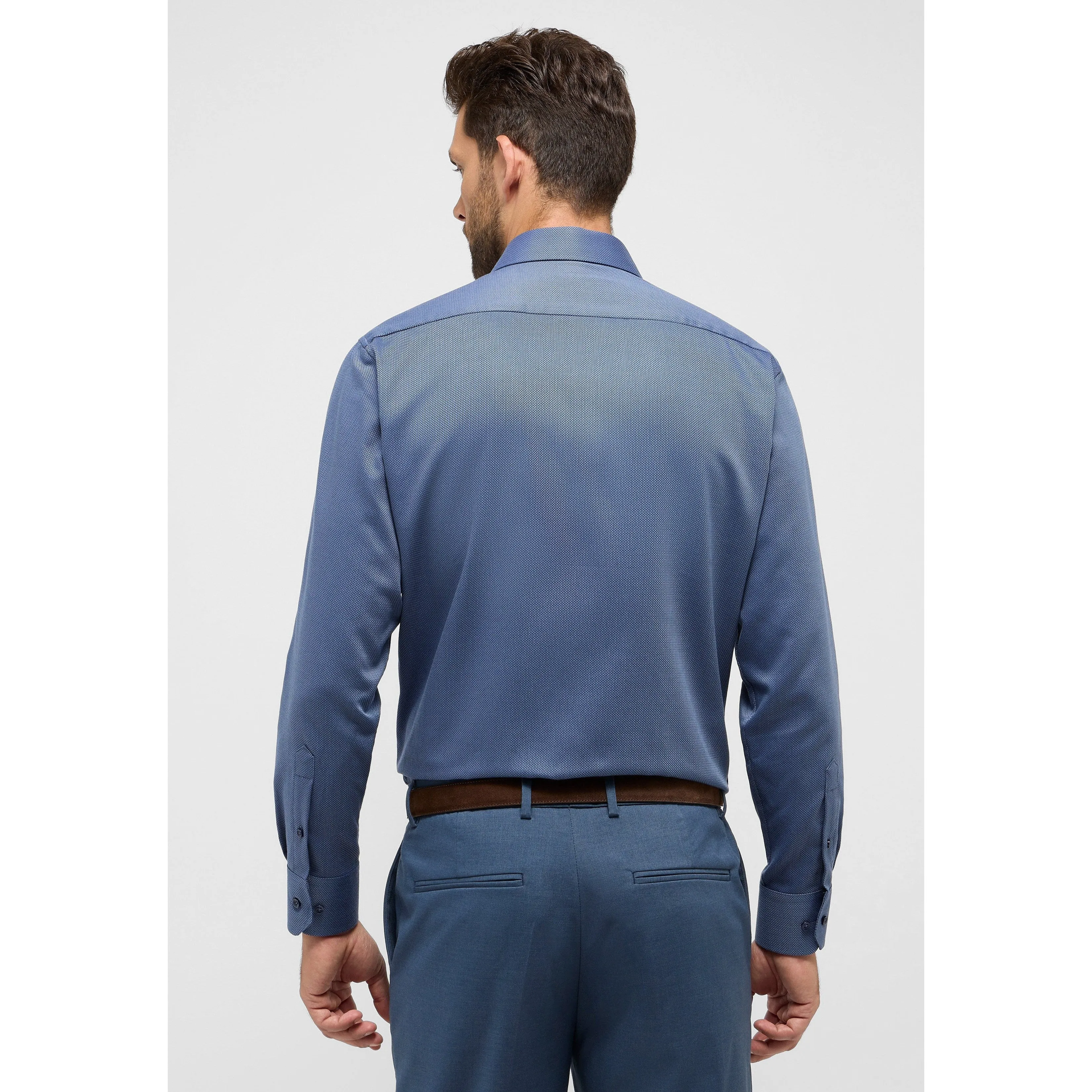 MODERN FIT WOVEN DOBBY