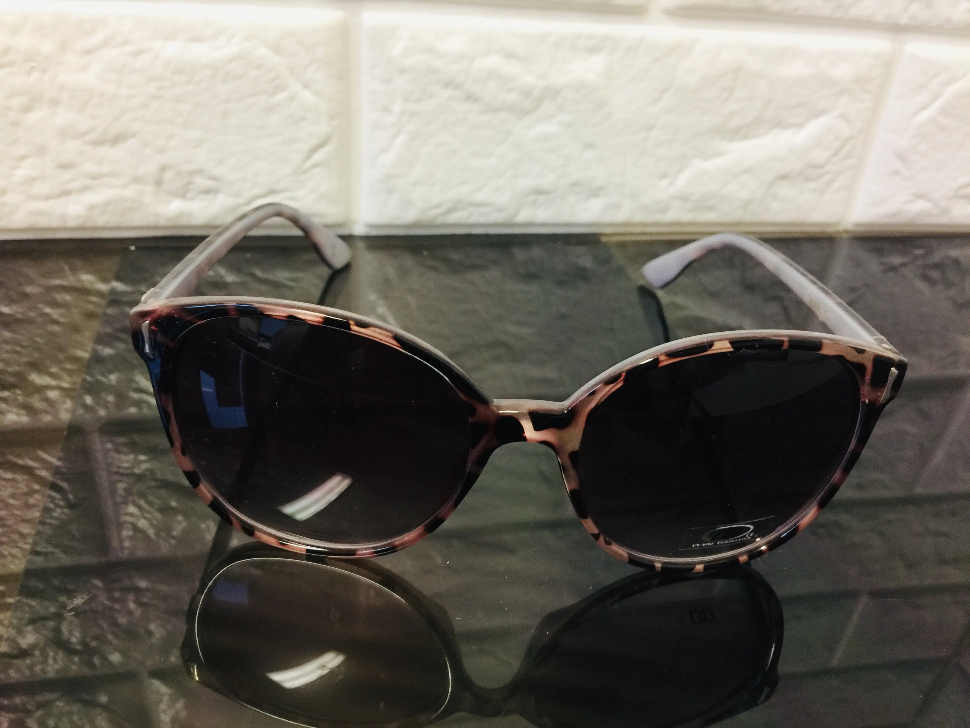 New Designer Rep. Sunglasses, 400 UV Protection! Stylish Gradient Lenses!