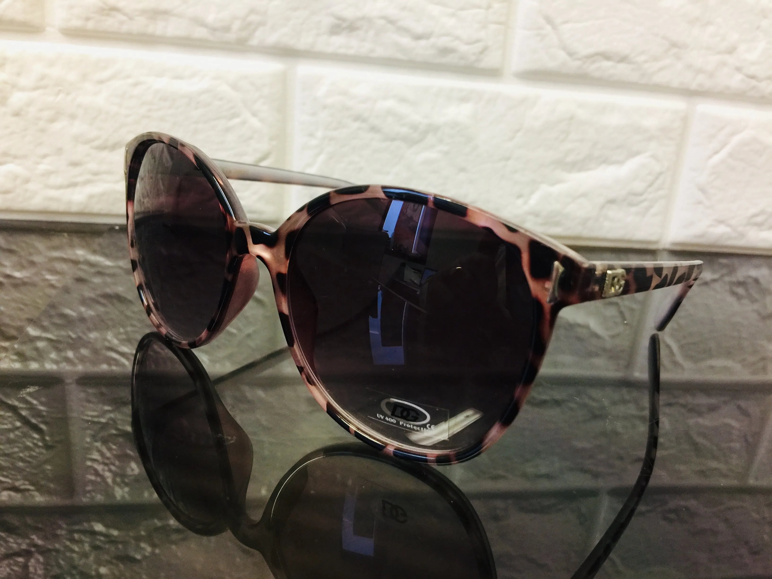 New Designer Rep. Sunglasses, 400 UV Protection! Stylish Gradient Lenses!
