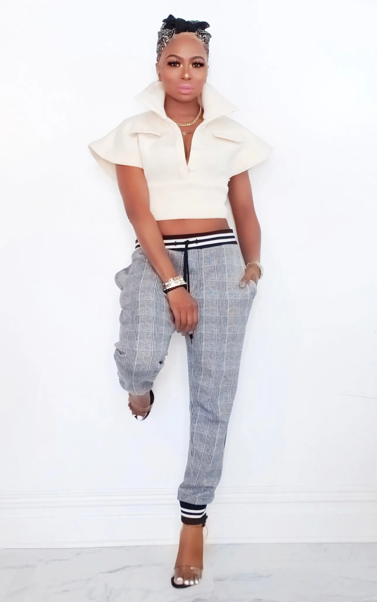 ON THE EDGE | CROP TOP (S-M-L)