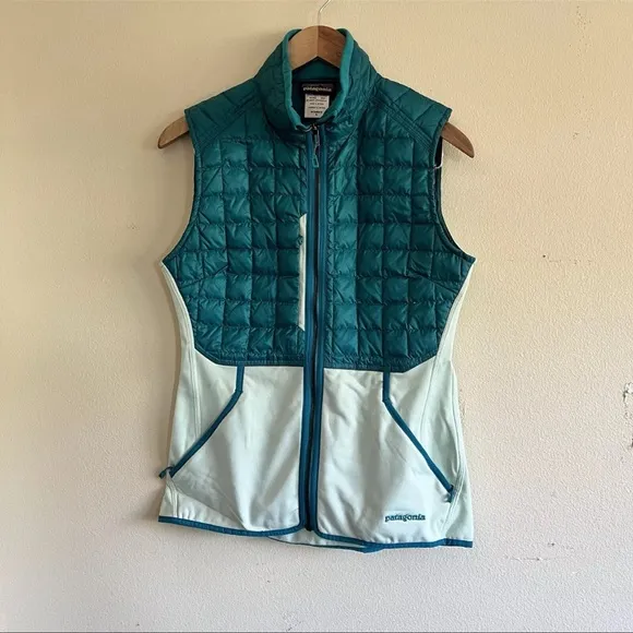 Patagonia duck down Teal and aqua Quilted Vest women’s small