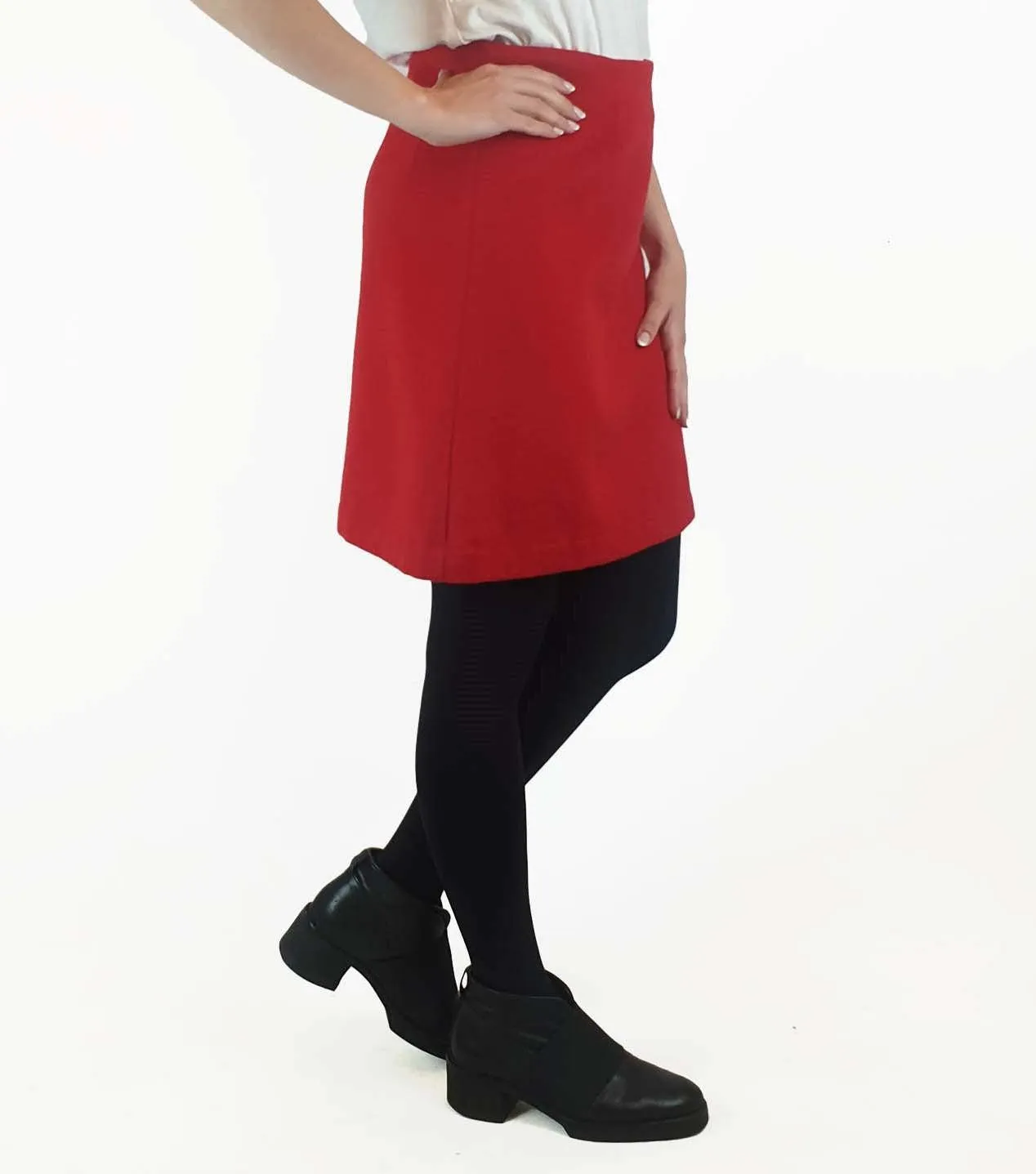 Preap & Coutts red wool/cashmere skirt size 2 (best fits 10)