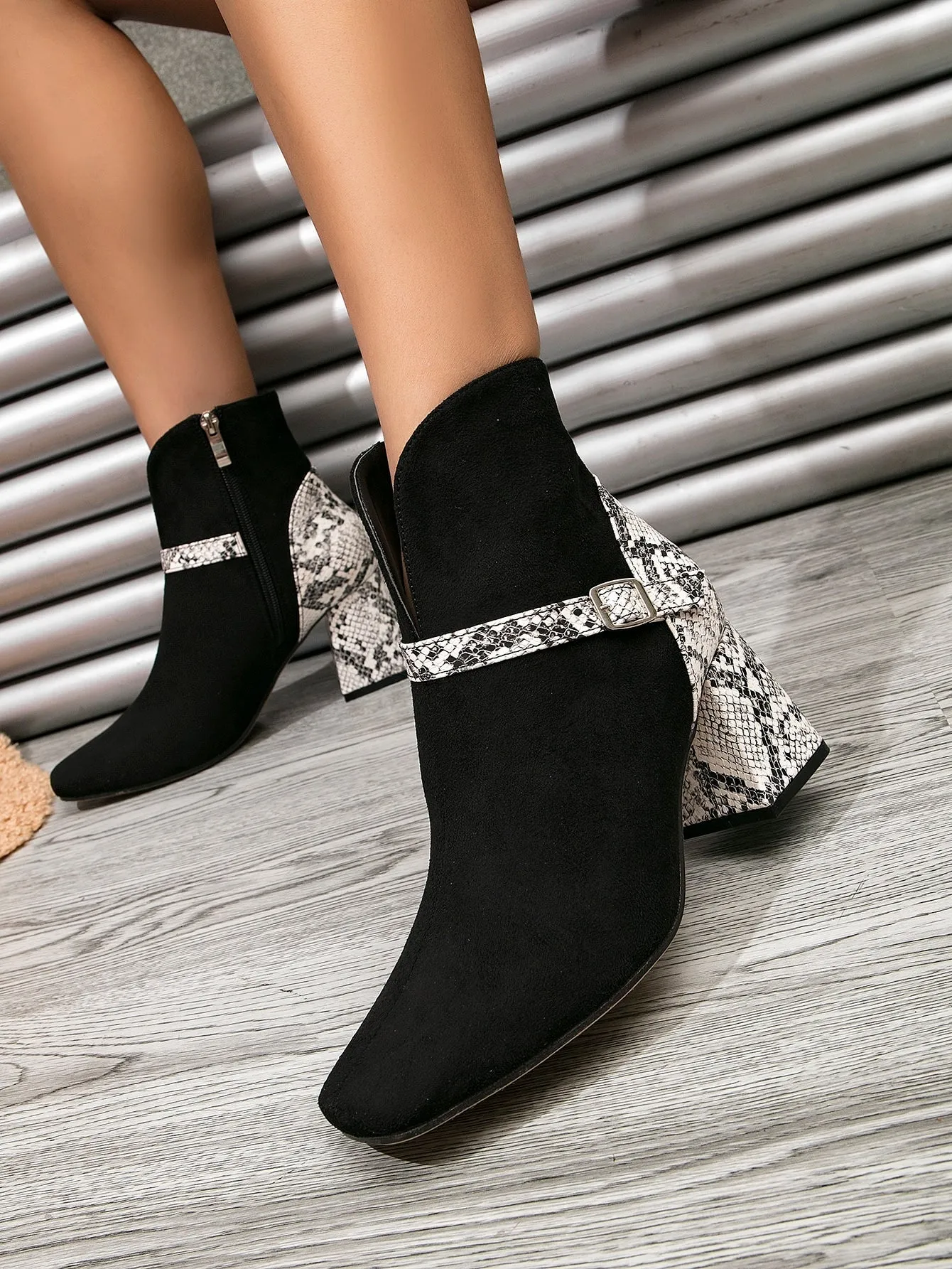 Snakeskin Embossed Faux Suede Buckle Decor Boots - Multicolor - FD ⚡