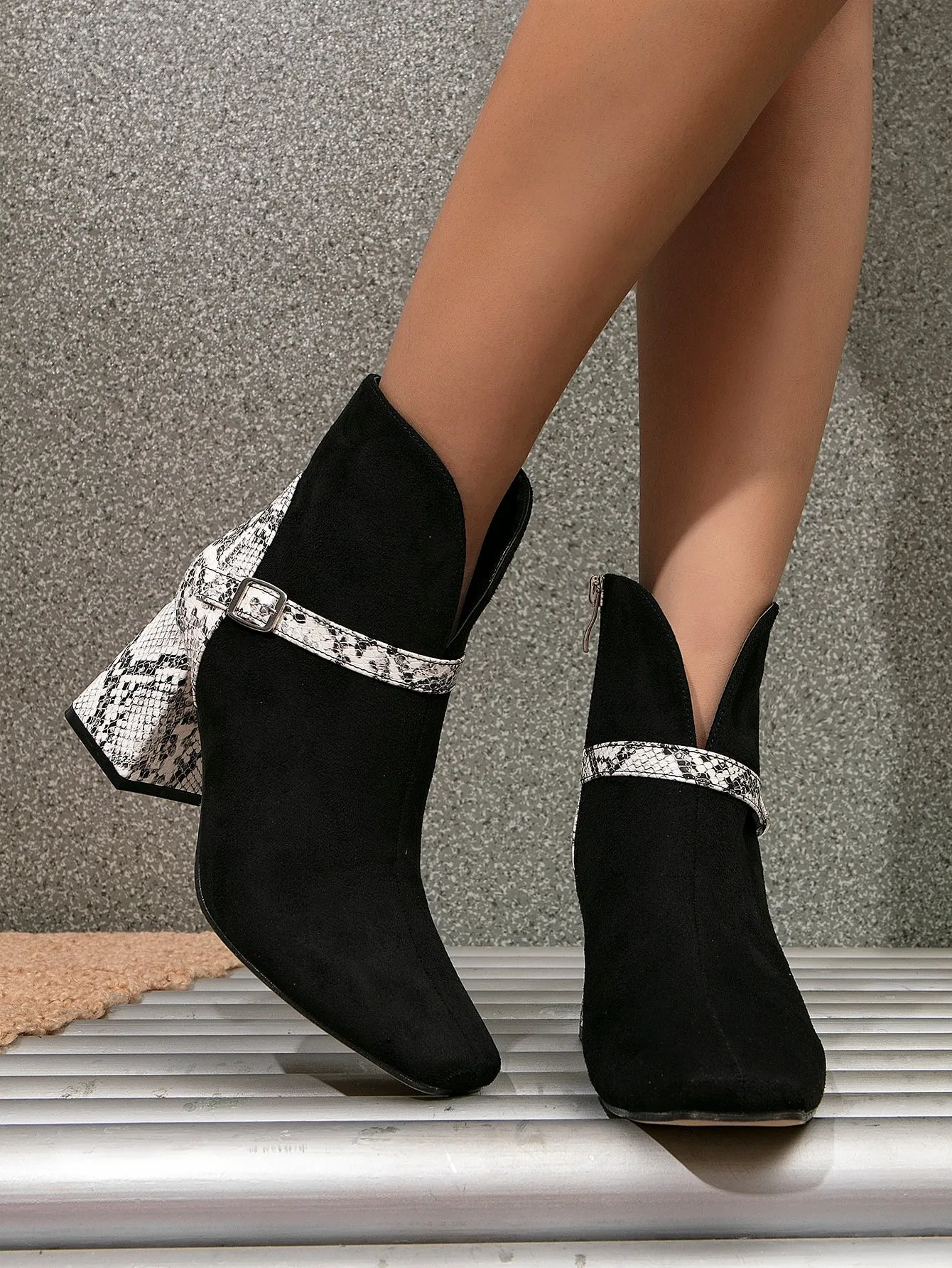 Snakeskin Embossed Faux Suede Buckle Decor Boots - Multicolor - FD ⚡