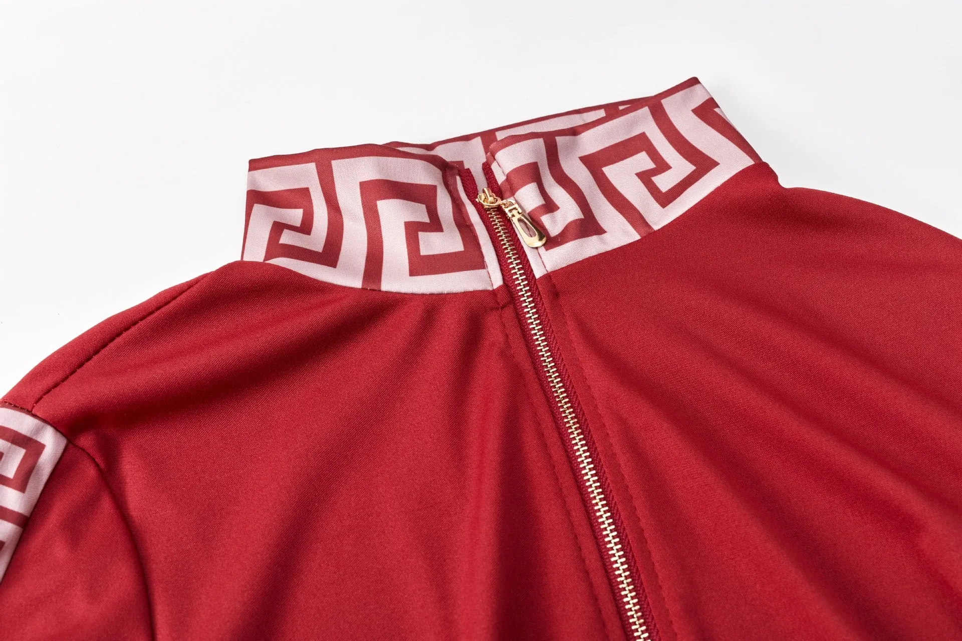 Stylish  Greek Fret Print Coat & Pant Zip Sets