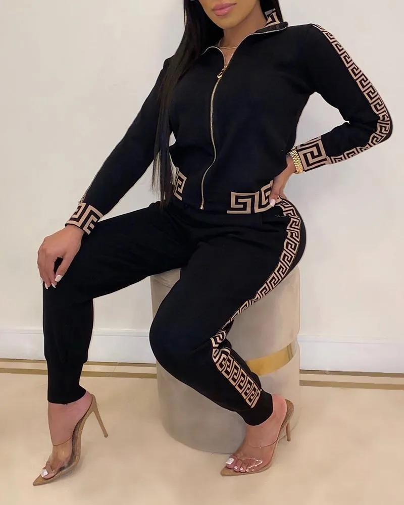Stylish  Greek Fret Print Coat & Pant Zip Sets