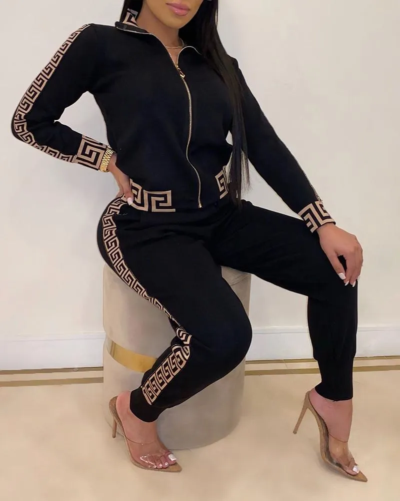 Stylish  Greek Fret Print Coat & Pant Zip Sets
