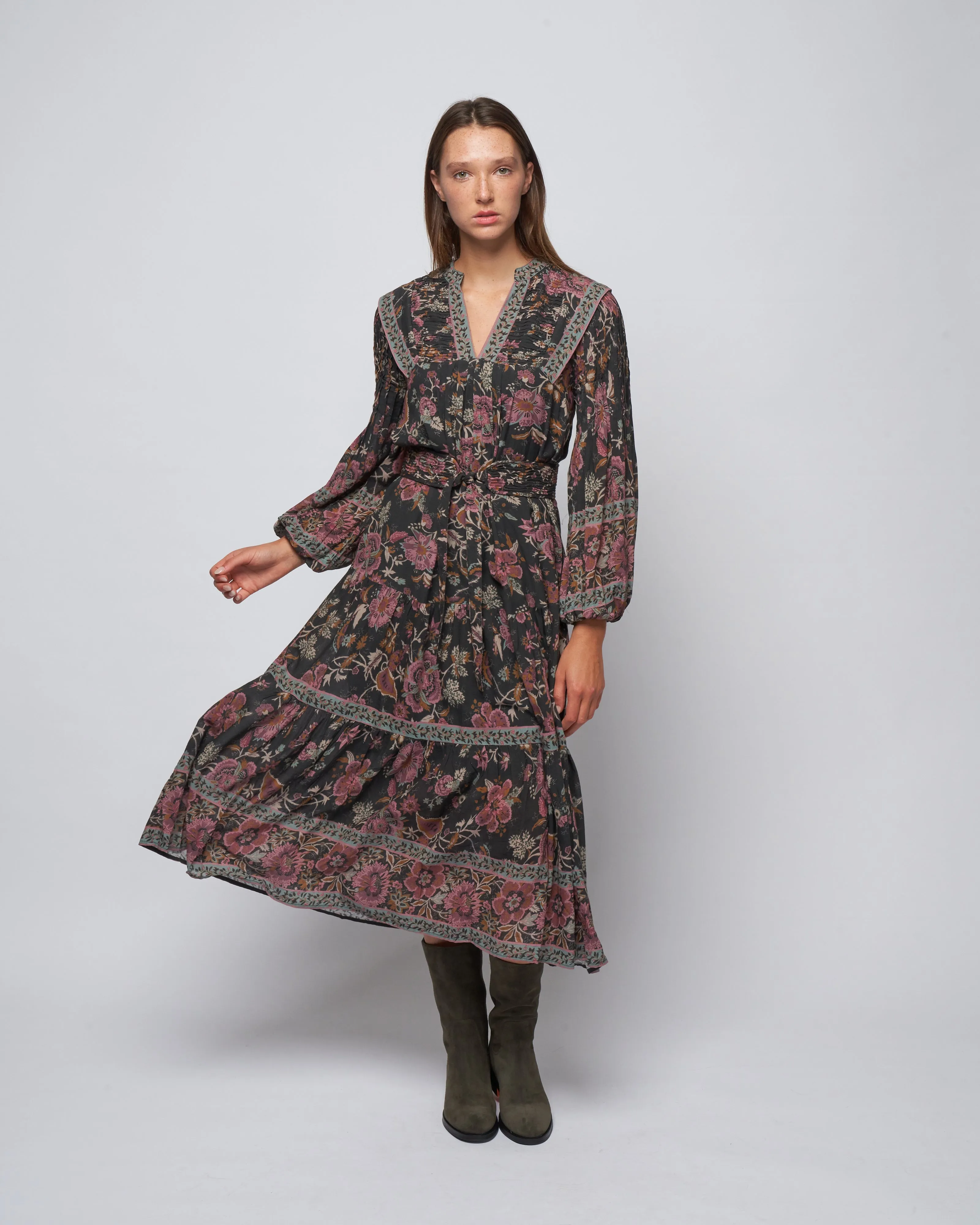 tess print l/slv pintucked dress - black