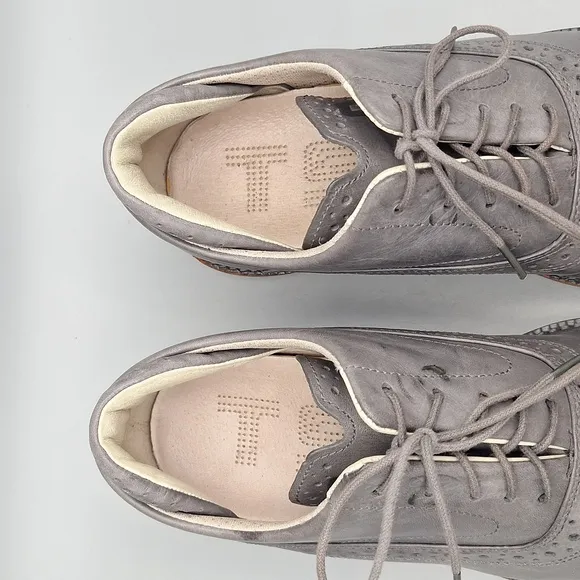 Tsubo S/N 8188-ELPH Men Sz 8 Cap Toe Oxfords distressed grey