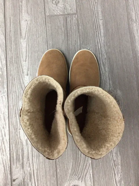 Ugg Boots Size 7 New