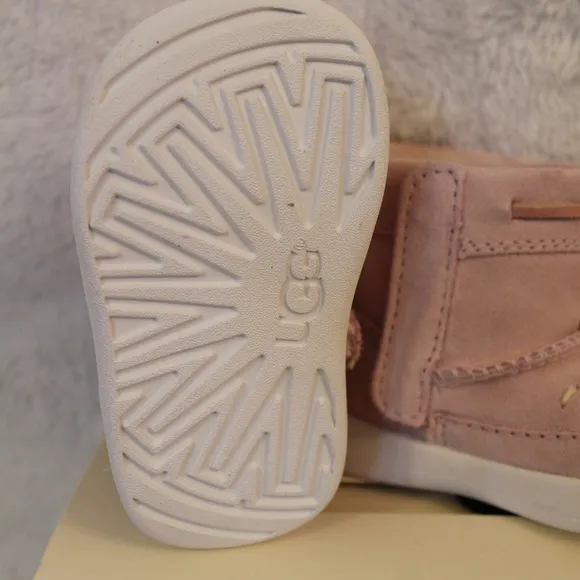 UGG CALI SUEDE INFANT BOOTS NEW PINK‎
