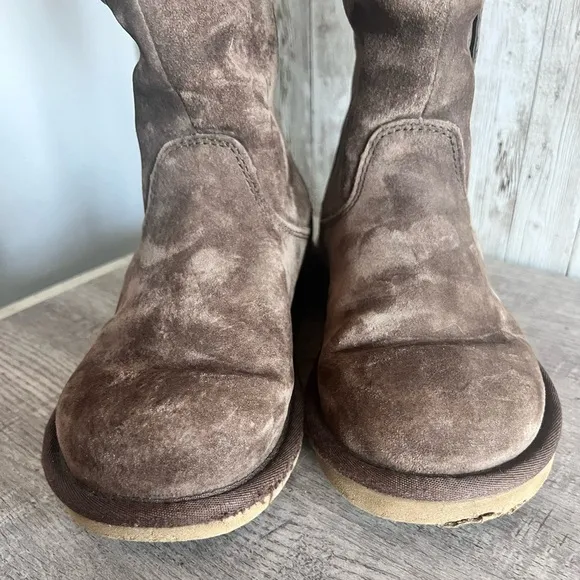 UGG Cargo III Moto Suede Mid-Calf Shearling Boot Size 6