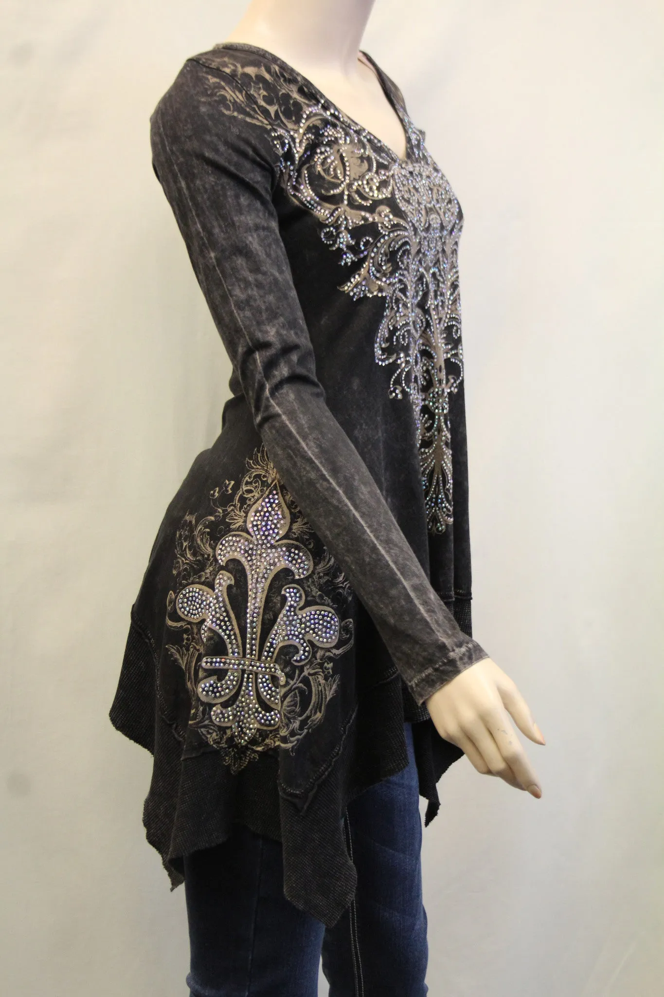 Vocal | Charcoal with Fleur De Lis, and Clear Rhinestones