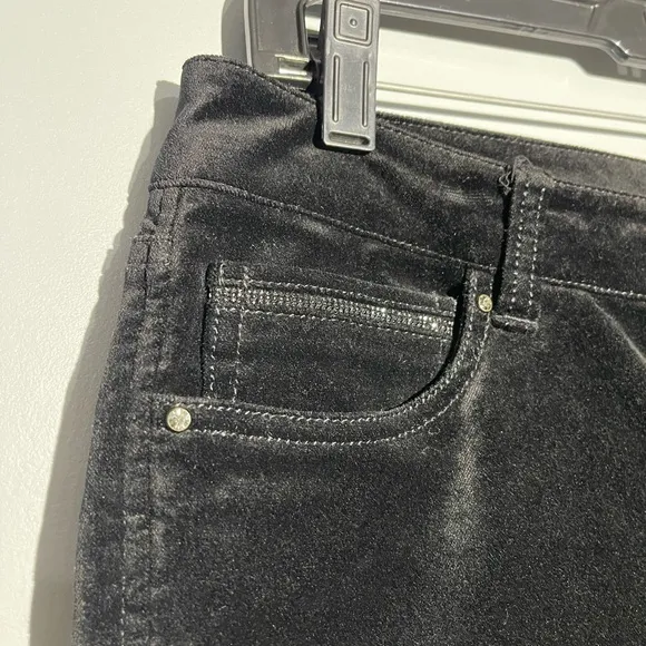 Women's Black Jeans