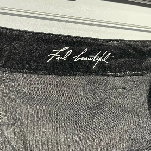 Women's Black Jeans
