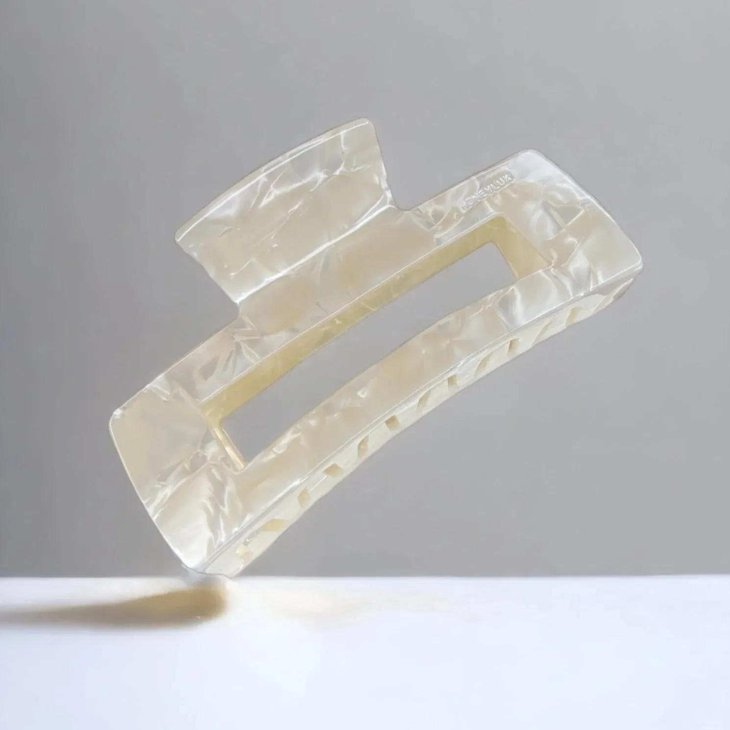 XL Acetate Claw Clip -  WHITE SWIRL