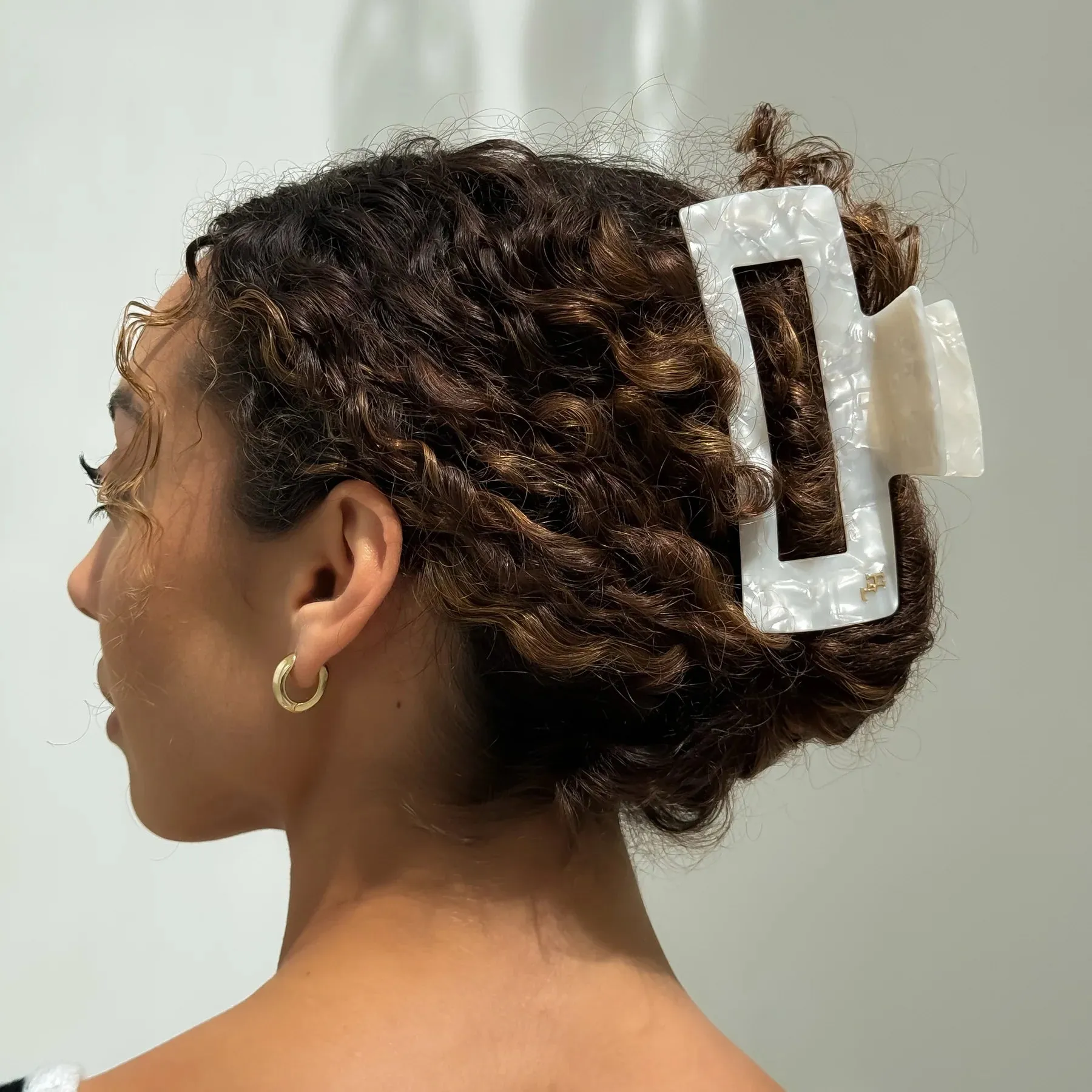 XL Acetate Claw Clip -  WHITE SWIRL